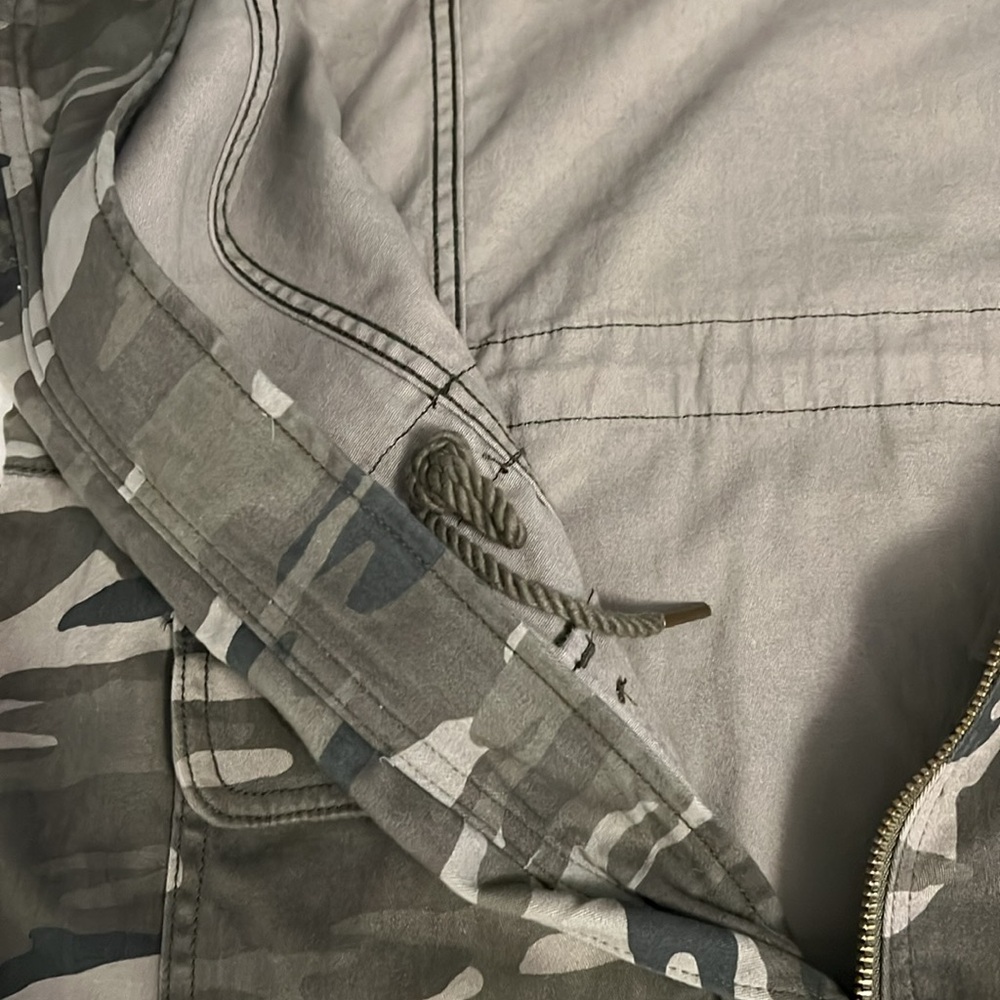 Express Camo Jacket - Picture 5 of 6